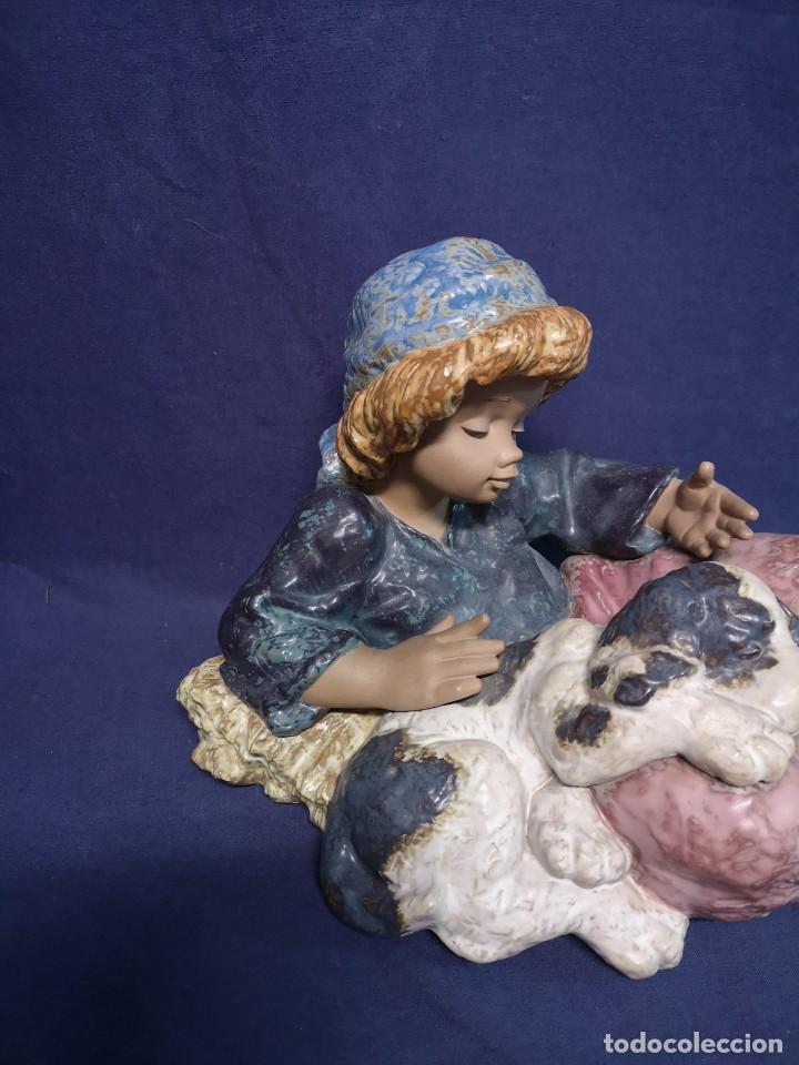 Antig&uuml;edades: GRANJERA CON PERRO EN PORCELANA LLADRO - Foto 3