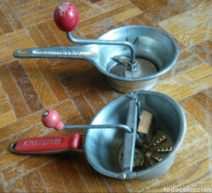 Antig&uuml;edades: 2 pasapur&eacute; - hierbas y comida b&eacute;b&eacute; - Foto 1