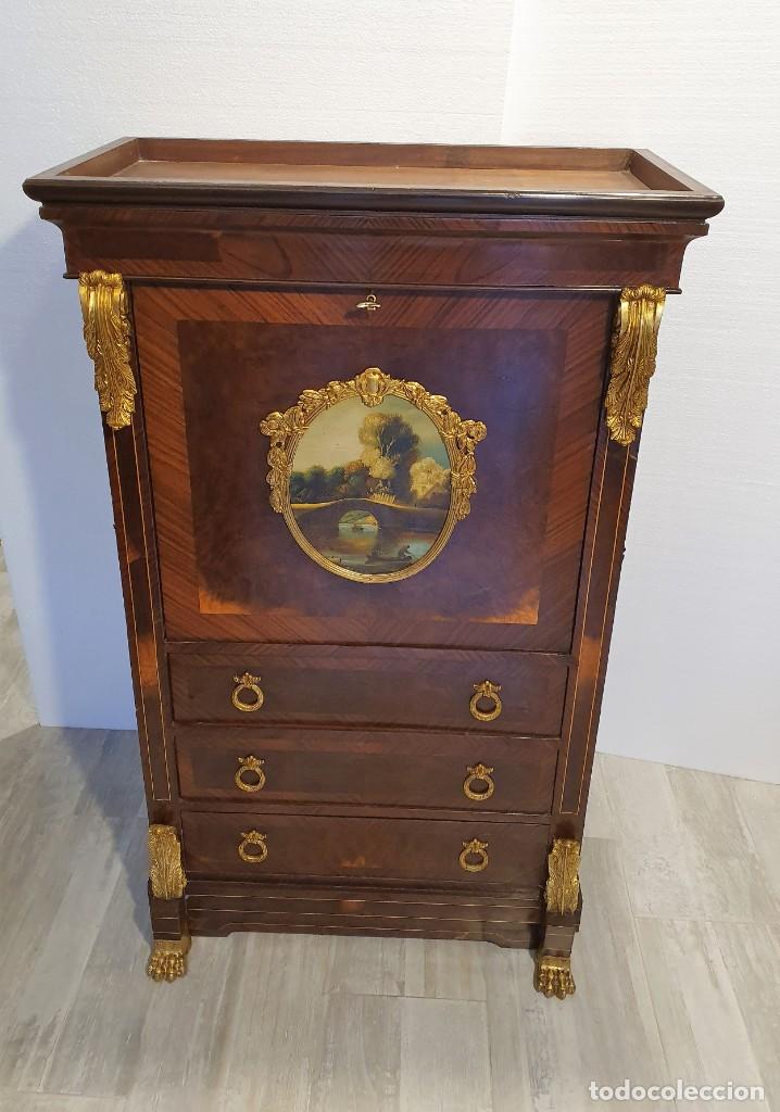 Antig&uuml;edades: COMODA SECRETER ESTILO FRANCES CON BRONCE Y OLEO - Foto 2