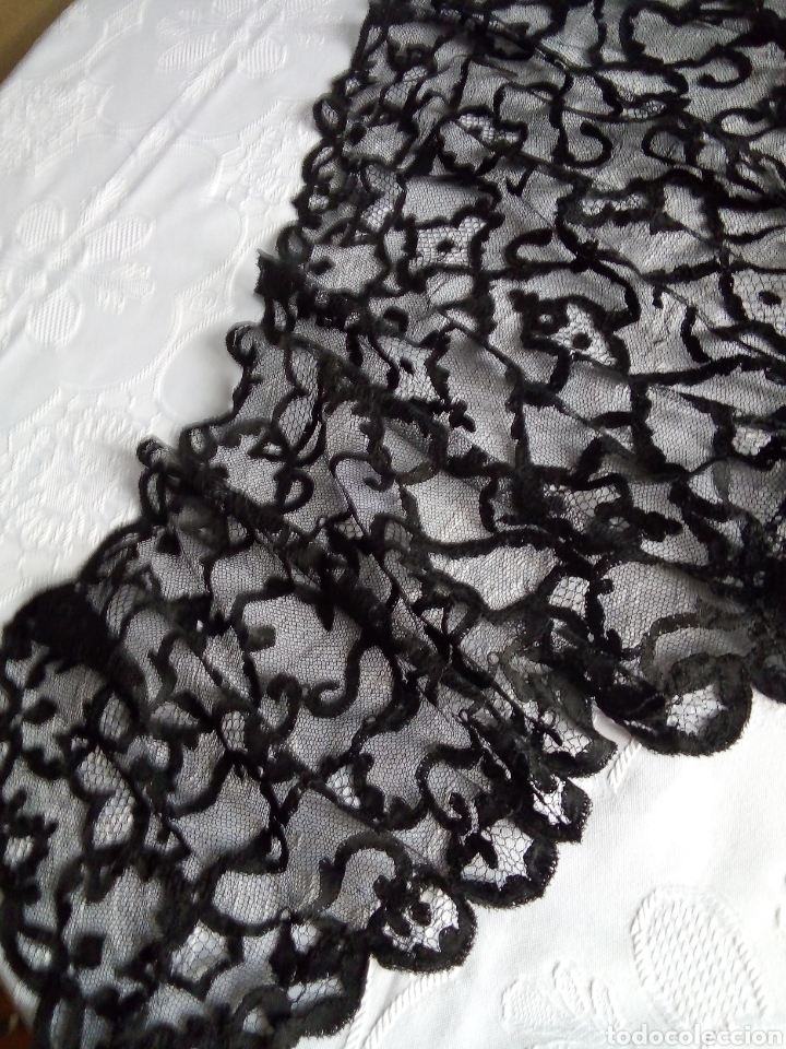 Antig&uuml;edades: Mantilla goyesca negra - Foto 2