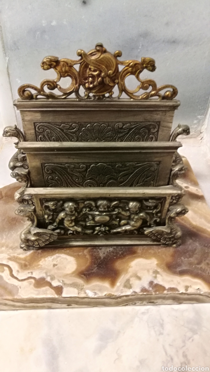 Antig&uuml;edades: ANTIGUA GUARDA CARTAS EN BRONCE Y MARMOL - Foto 2