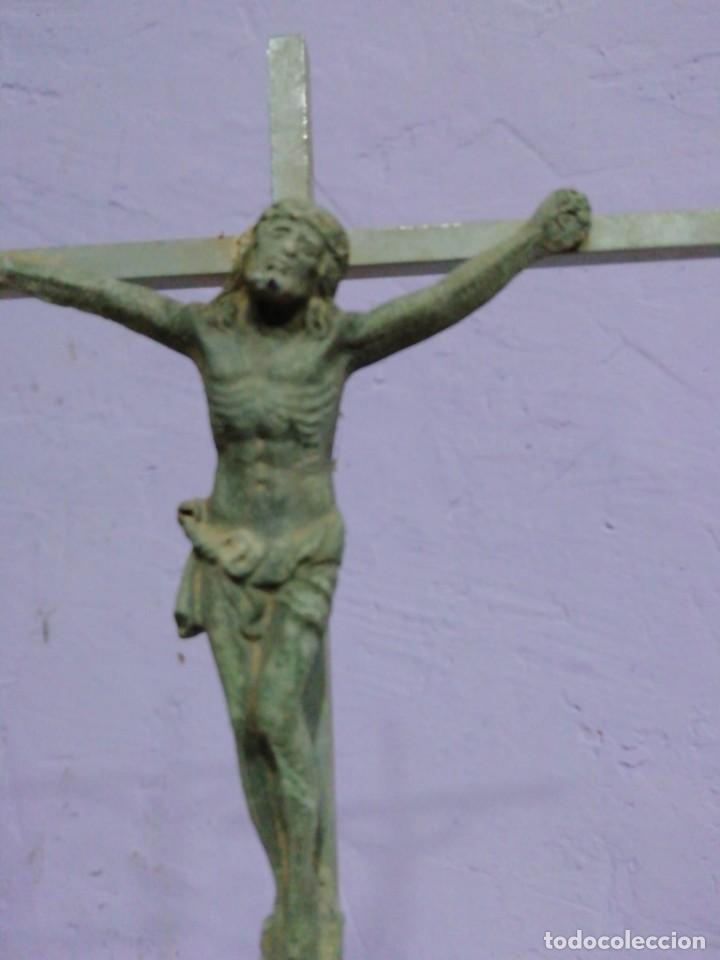 Antig&uuml;edades: cristo de metal - Foto 7