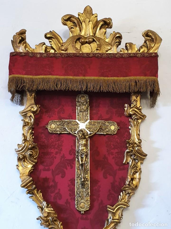 Antig&uuml;edades: RETABLO MADERA TALLADA CON PAN DE ORO - Foto 2