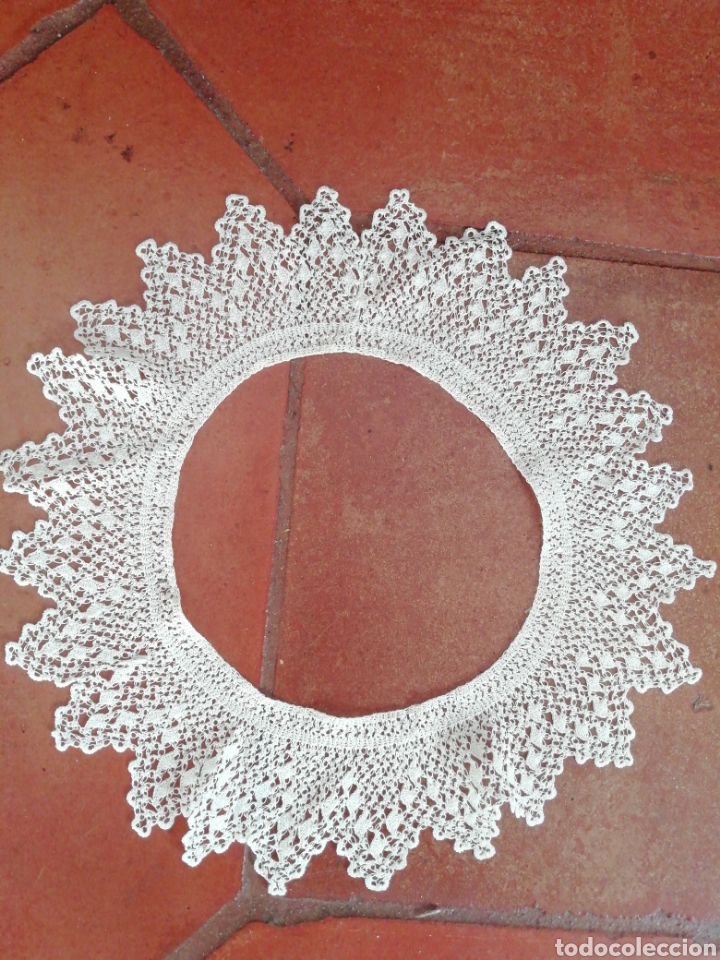 Antig&uuml;edades: Cuello de ganchillo - Foto 1