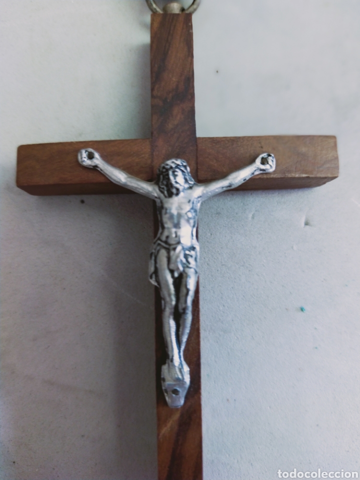 Antig&uuml;edades: CRUZ DE MADERA CON CORDON DE TELA - Foto 3