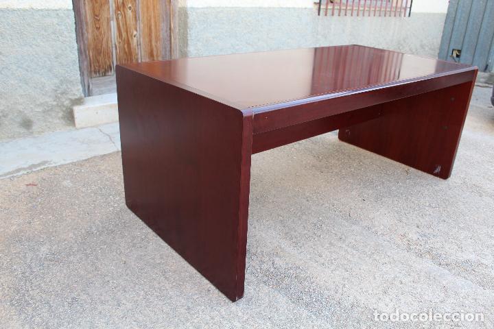 Antig&uuml;edades: mesa de despacho de gran calidad - Foto 2
