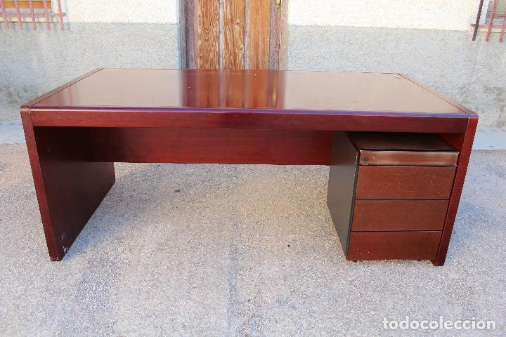 Antig&uuml;edades: mesa de despacho de gran calidad - Foto 3