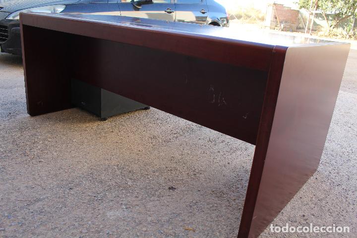 Antig&uuml;edades: mesa de despacho de gran calidad - Foto 5