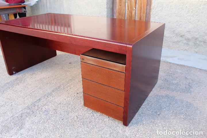 Antig&uuml;edades: mesa de despacho de gran calidad - Foto 15