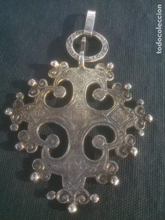 Antig&uuml;edades: MEDALLA RELIGIOSA A IDENTIFICAR - Foto 3