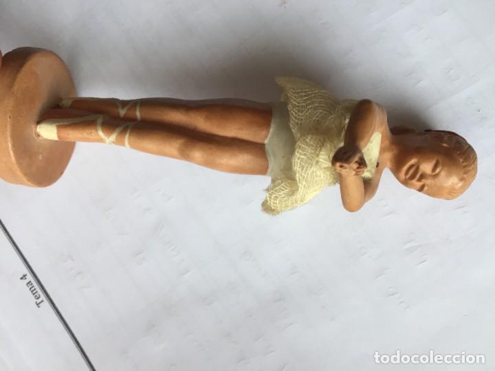 Antig&uuml;edades: Bailarina con Tut&uacute; de barro - Foto 3