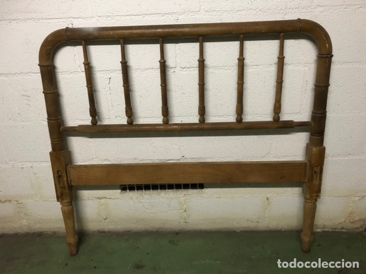 Antig&uuml;edades: ANTIGUO CABECERO DE MADERA TORNEADA - Foto 3