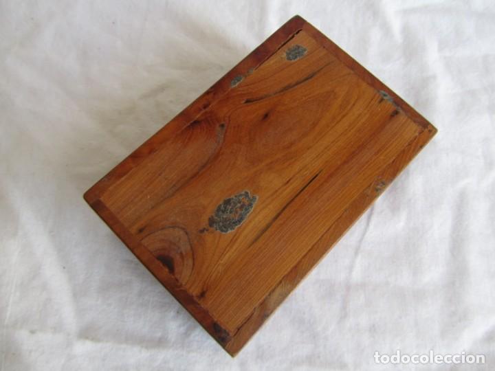 Antig&uuml;edades: Caja joyero de madera de raiz - Foto 7