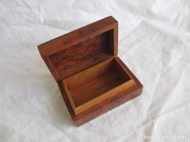 Antig&uuml;edades: Caja joyero de madera de raiz - Foto 8