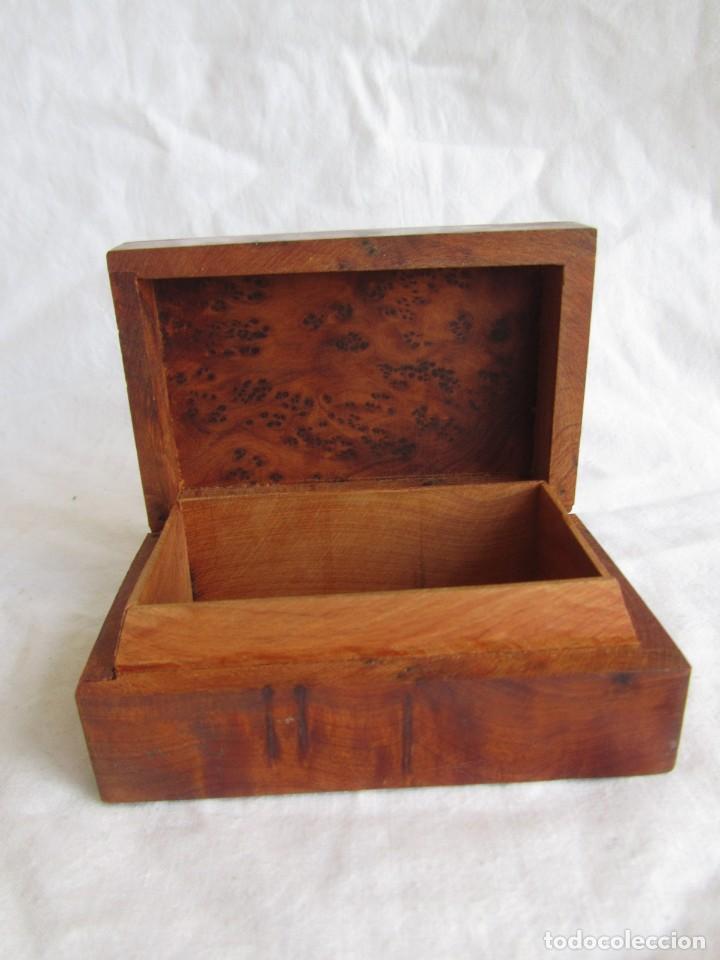 Antig&uuml;edades: Caja joyero de madera de raiz - Foto 9