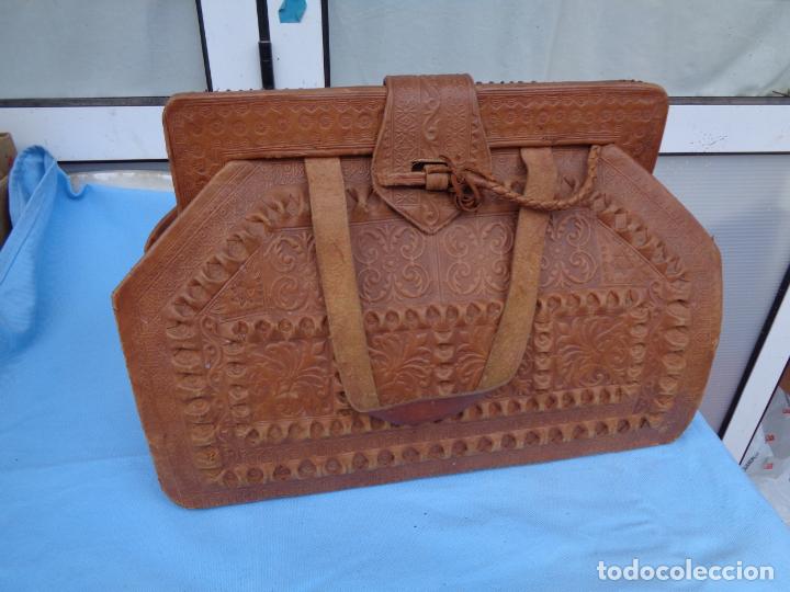 Antig&uuml;edades: BOLSO A&Ntilde;O 1920 COMPRADO EN LARACHE - Foto 1