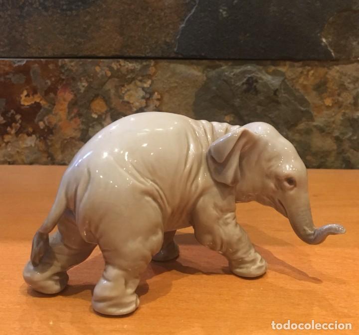 Antig&uuml;edades: LLADRO 5438 ELEFANTE // MINI ELEPHANT - Foto 1
