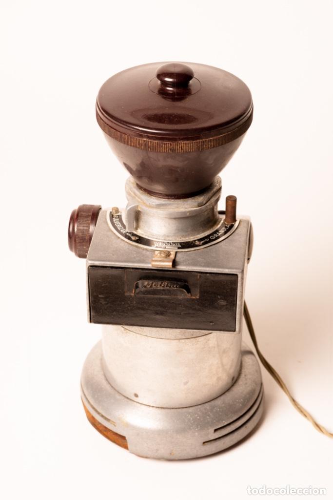 Antig&uuml;edades: molinillo cafe a&ntilde;os 50 .Mobba - Foto 1