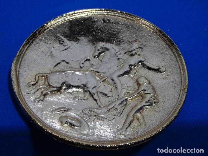 Antig&uuml;edades: PLATO DE BRONCE LIMOSNERO O PERITORIO. - Foto 1