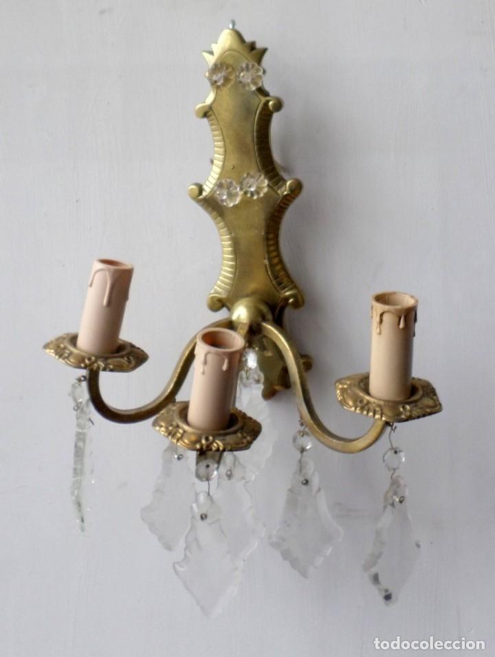 Antig&uuml;edades: Aplique de pared bronce &ndash; lat&oacute;n de 3 luces - Foto 1