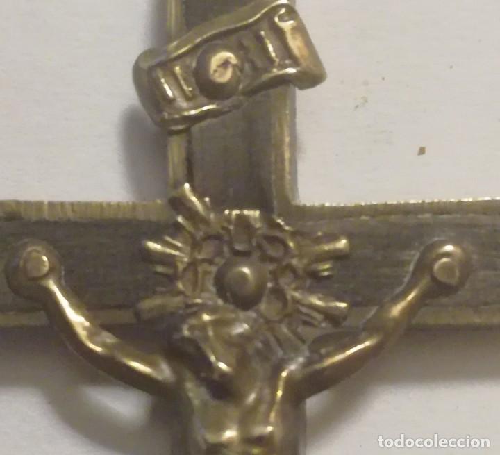 Antig&uuml;edades: ANTIGUO CRUCIFIJO BRONCE Y MADERA - Foto 2