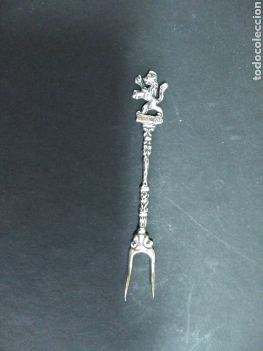 Antig&uuml;edades: TENEDOR DE APERITIVO DE PLATA CON CONTRASTES. - Foto 2