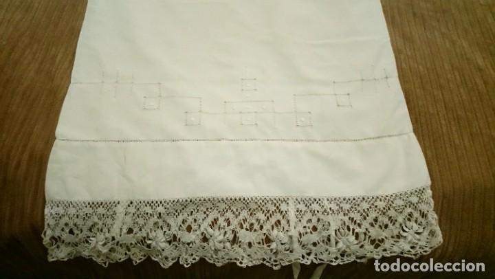 Antig&uuml;edades: Fundas de almohadas. - Foto 4