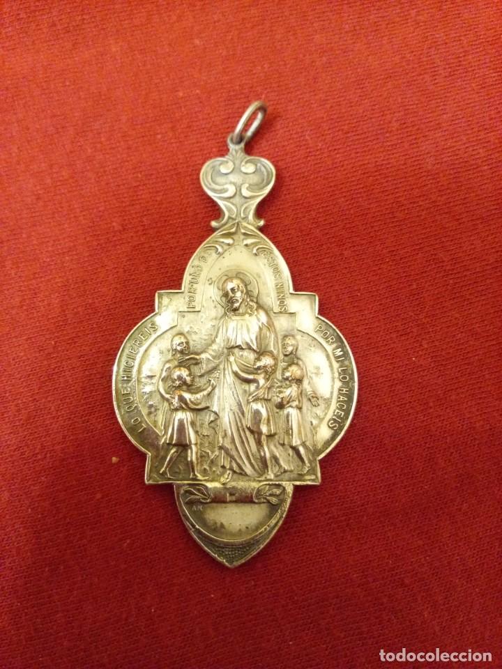 Antig&uuml;edades: Medalla de plata Asoc.Sras. Madrid. - Foto 2