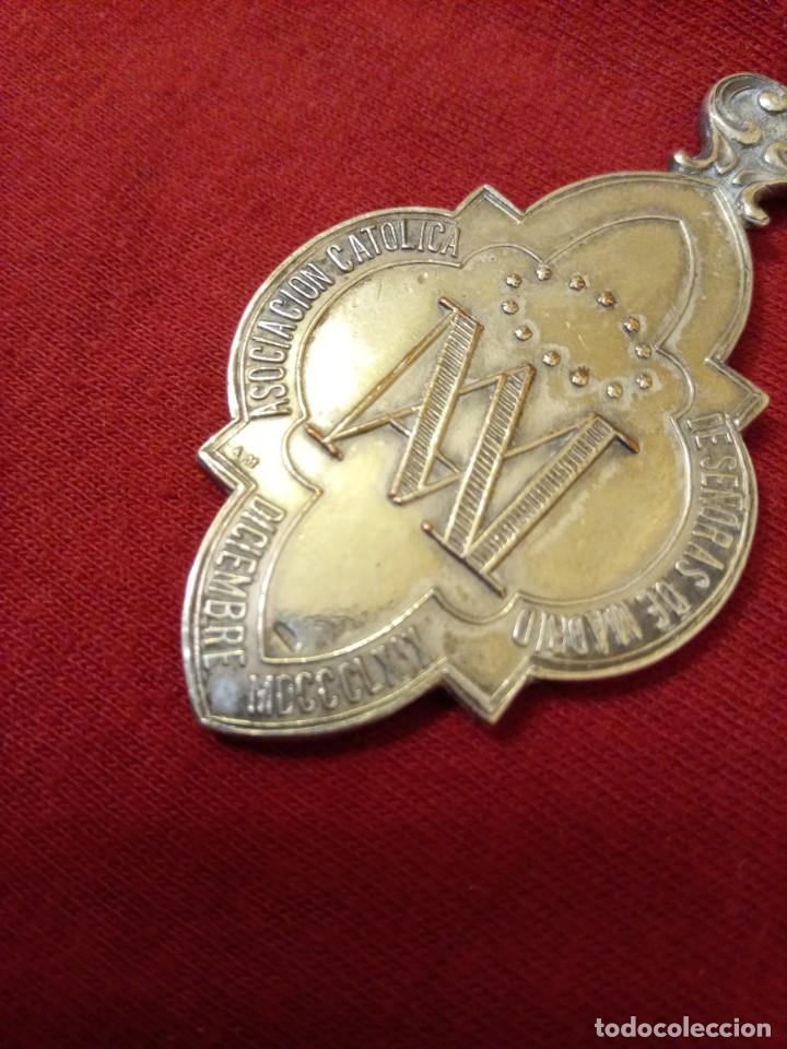 Antig&uuml;edades: Medalla de plata Asoc.Sras. Madrid. - Foto 3