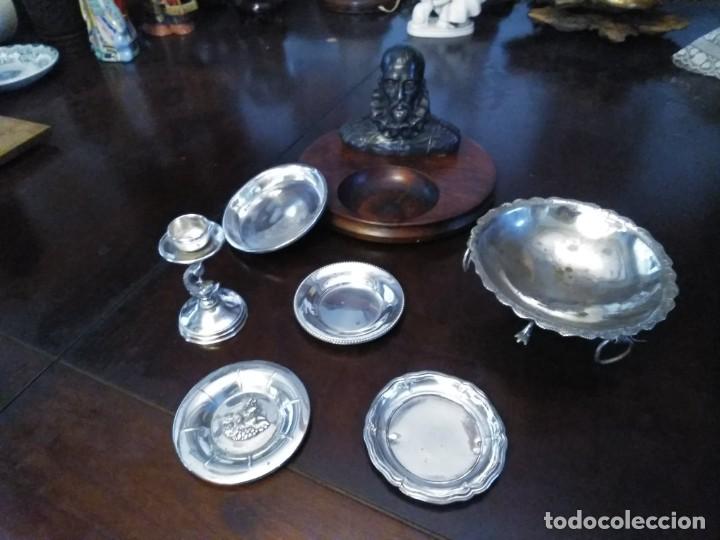 Antig&uuml;edades: Cinco ceniceros y candelabro de plata - Foto 2