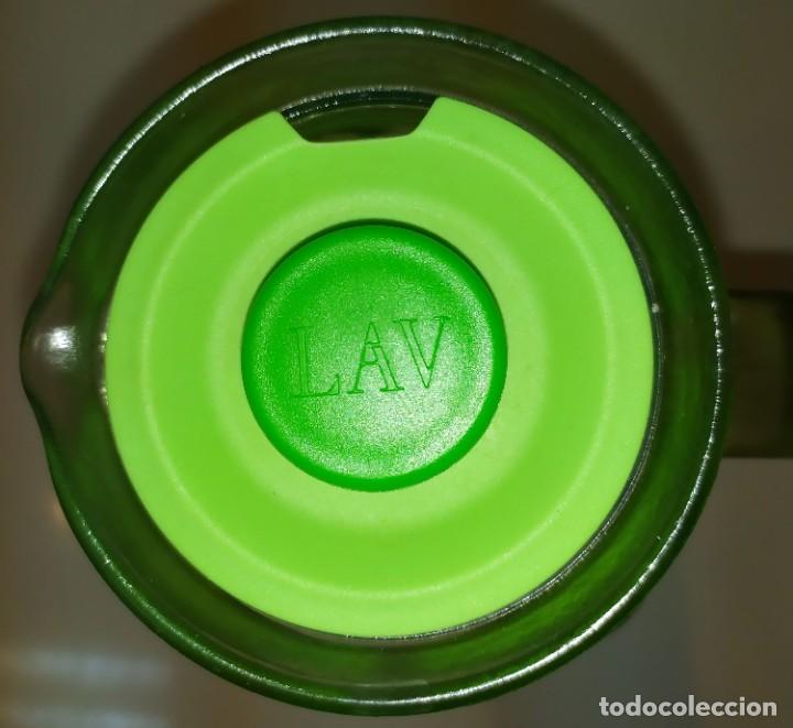Antig&uuml;edades: JARRA VERDE VIDRIO CON TAPA - Foto 2