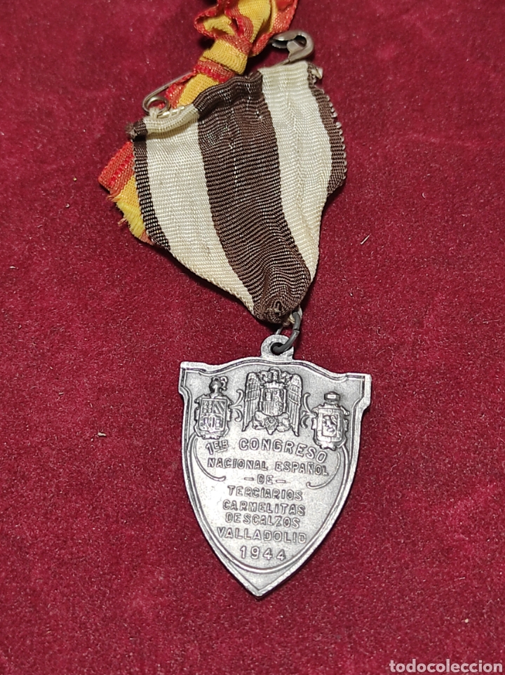Antig&uuml;edades: Medalla 1er Congreso 1944 - Foto 2
