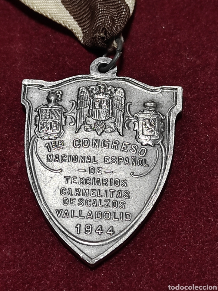 Antig&uuml;edades: Medalla 1er Congreso 1944 - Foto 3