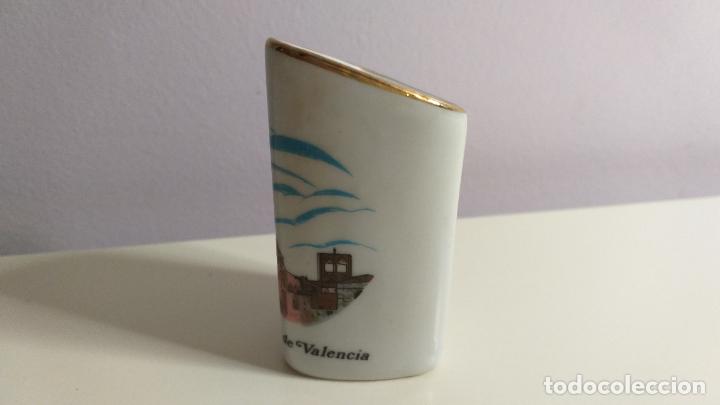 Antig&uuml;edades: Salero recuerdo de Valencia - Foto 3
