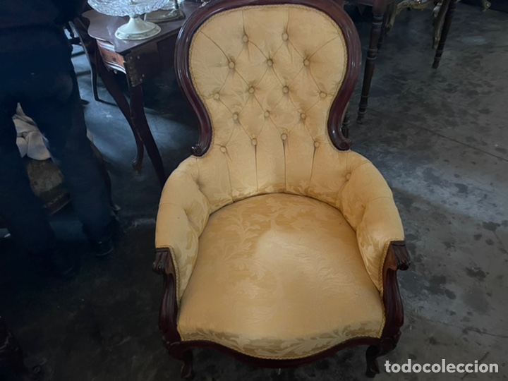 Antig&uuml;edades: Tresillo de caoba del siglo XIX - Foto 5