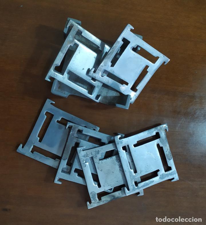 Antig&uuml;edades: Rarisimos posavasos de aluminio. - Foto 2