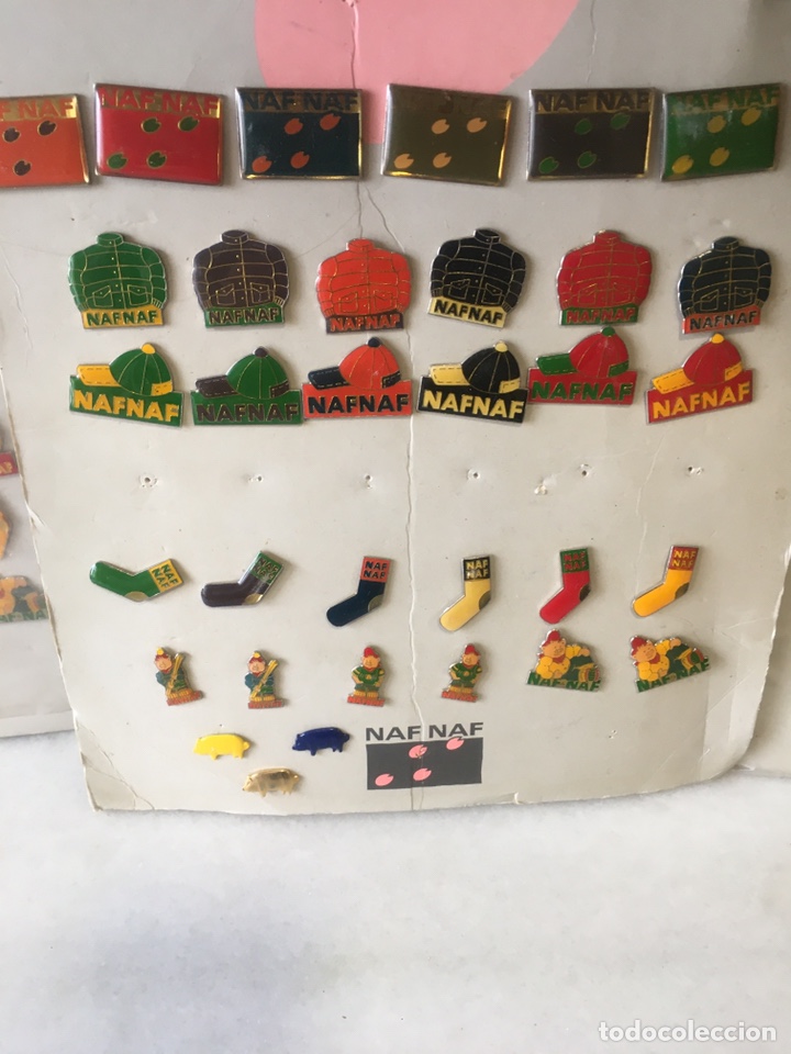 Antig&uuml;edades: Pins NAF NAF - Foto 2