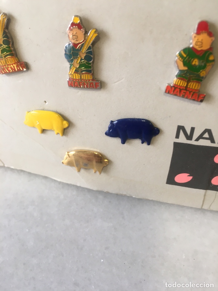Antig&uuml;edades: Pins NAF NAF - Foto 6