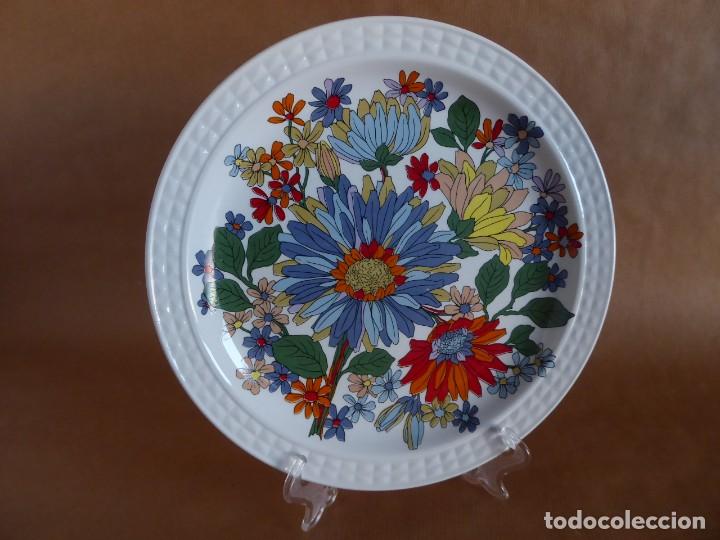 Antig&uuml;edades: PLATO CON FLORES - Foto 3
