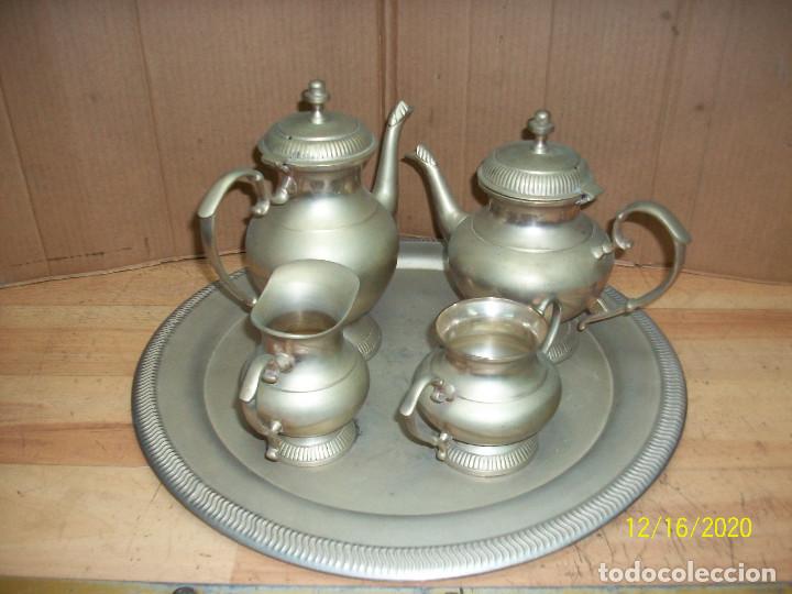 Antig&uuml;edades: BANDEJA CON CAFETERA, TETERA, AZUCARERA, LECHERA - SILVER PLATE - Foto 1