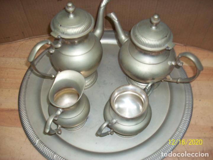 Antig&uuml;edades: BANDEJA CON CAFETERA, TETERA, AZUCARERA, LECHERA - SILVER PLATE - Foto 2