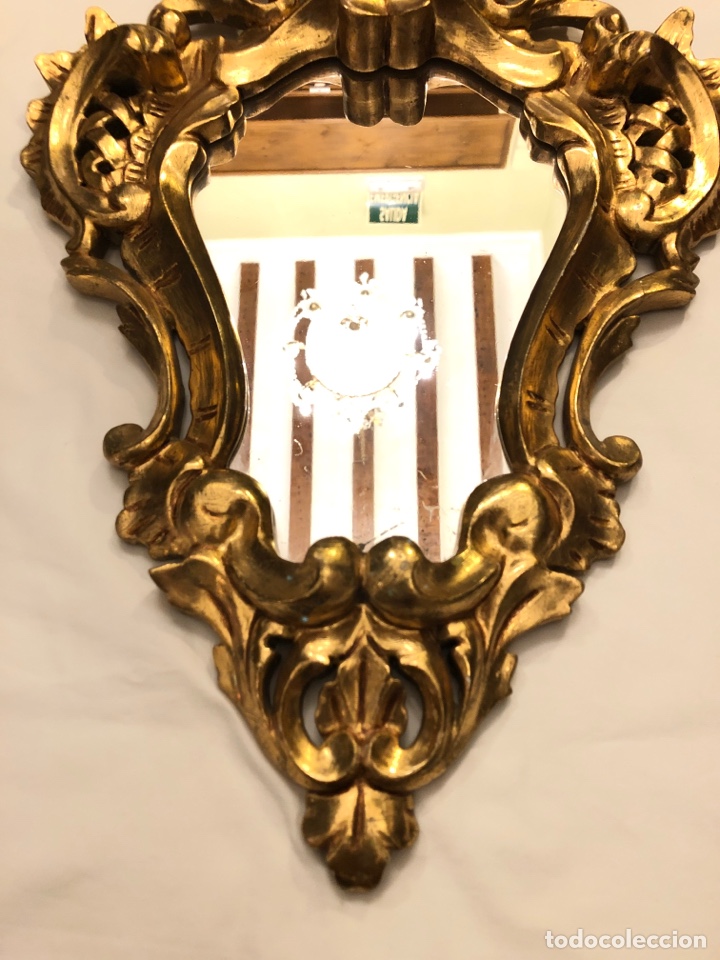 Antig&uuml;edades: Espejo cornucopia 55 cm de madera tallada y dorada pan de oro - Foto 2