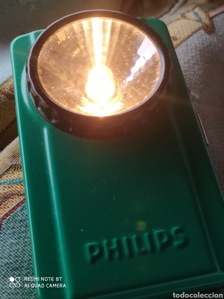 Antig&uuml;edades: Antigua linterna Philips de petaca - Foto 4