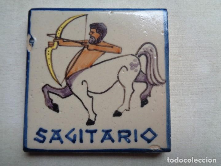 Antig&uuml;edades: SAGITARIO,AZULEJO - Foto 1