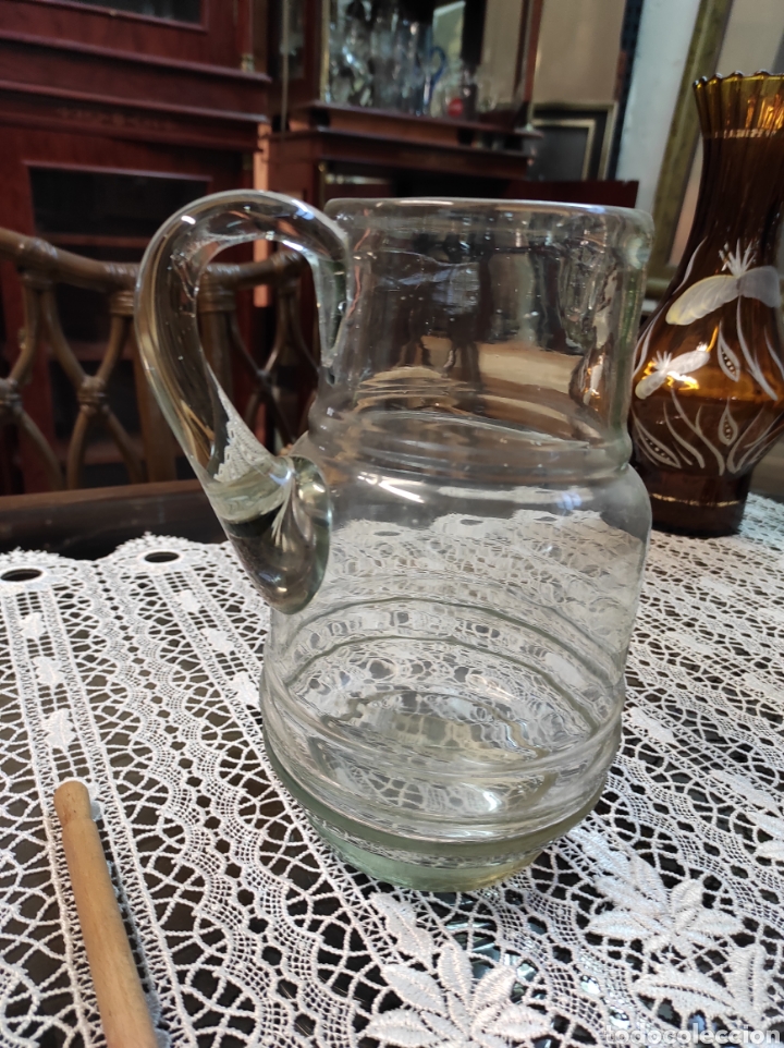 Antig&uuml;edades: Antigua jarra de cristal de 22cm - Foto 2