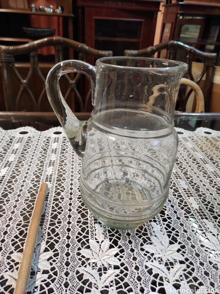 Antig&uuml;edades: Antigua jarra de cristal de 22cm - Foto 1