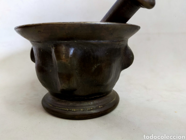 Antig&uuml;edades: ALMIREZ O MORTERO DE BRONCE, CON COSTILLAS. - Foto 4
