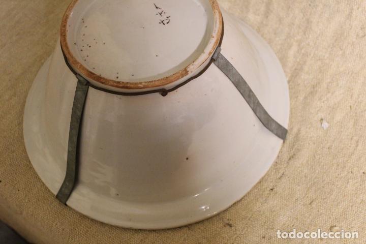 Antig&uuml;edades: Cuenco hondo de manises pajaro - Foto 3