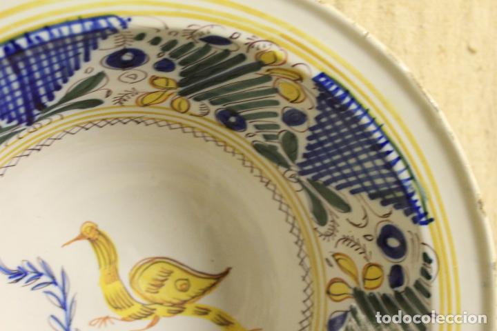Antig&uuml;edades: Cuenco hondo de manises pajaro - Foto 8