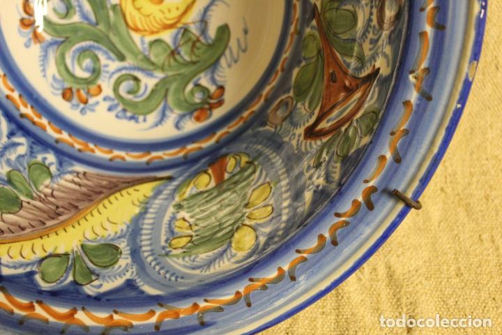 Antig&uuml;edades: Cuenco hondo de manises pajaro - Foto 9